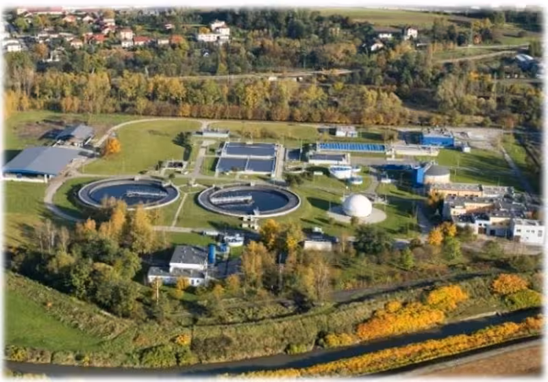 Dyspozytor w dziale oczyszczalni ścieków