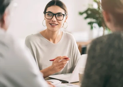 Korzyści z zatrudnienia bezrobotnych przez urząd pracy