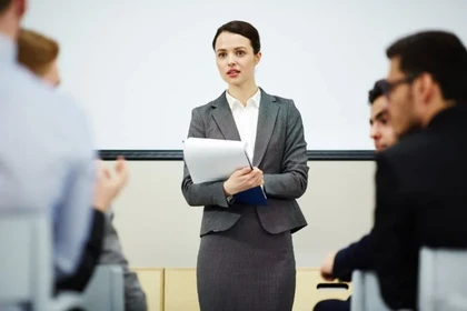 Feedback / informacja zwrotna w pracy. Jakie są najważniejsze zasady udzielania feedbacku?