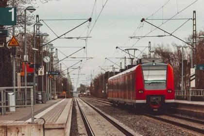 Dyżurny ruchu - praca, zarobki, doświadczenie, zatrudnienie, przyszłość