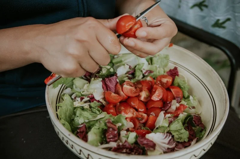 Piekarz, kucharz i cukiernik pilnie poszukiwani. Kto nie musi martwić się o pracę w gastronomii?